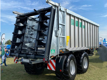 Навозоразбрасыватель