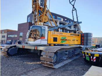 Гусеничный кран LIEBHERR
