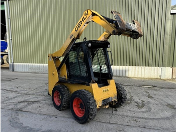 Мини-погрузчик с бортовым поворотом Gehl R165 Skid Steer: фото 5