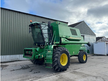 Зерноуборочный комбайн JOHN DEERE 1550WTS