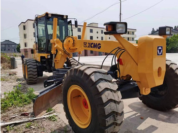 Грейдер XCMG GR180