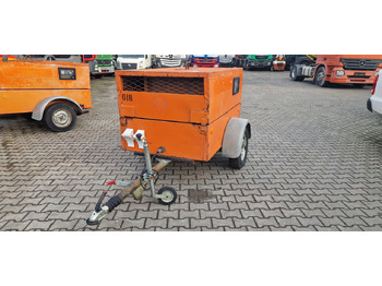 : фото в шапке страницы