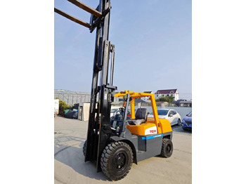 Дизельный погрузчик TCM FD50: фото 3 Дизельный погрузчик TCM FD50: фото 3