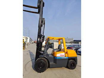 Дизельный погрузчик TCM FD50: фото 2 Дизельный погрузчик TCM FD50: фото 2