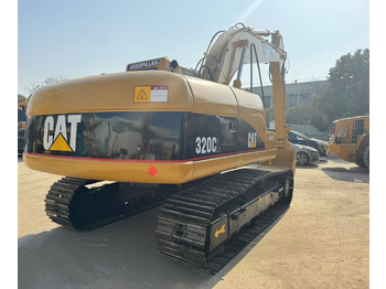 Гусеничный экскаватор CATERPILLAR 320CL