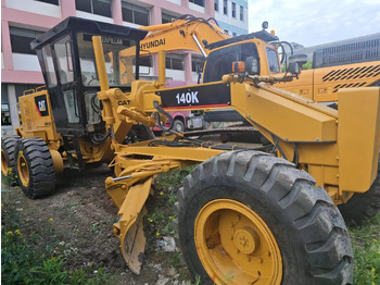 Грейдер CATERPILLAR 140K