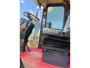 Дорожный каток CATERPILLAR CS683E: фото 4