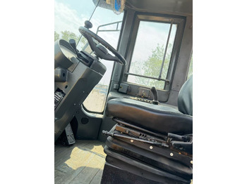 Колёсный погрузчик SDLG L936: фото 4