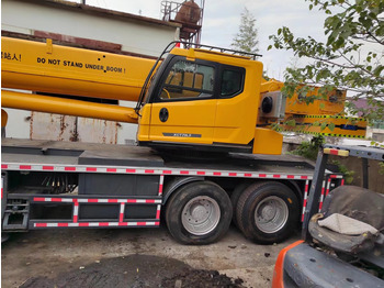 Мобильный кран XCMG QY70K: фото 3