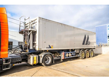 : фото в шапке страницы