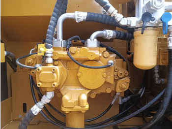 Гусеничный экскаватор CAT 320D2: фото 5 Гусеничный экскаватор CAT 320D2: фото 5