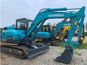 Новый Гусеничный экскаватор Sunward SWE 70: фото 3 Новый Гусеничный экскаватор Sunward SWE 70: фото 3