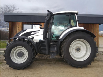 Трактор VALTRA T254