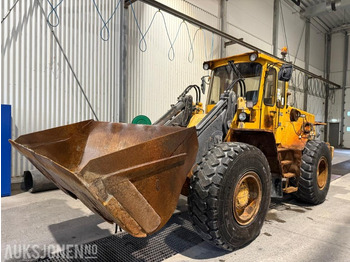 Колёсный погрузчик VOLVO L90H