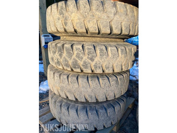 Экскаватор