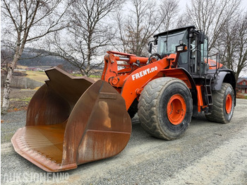 : фото в шапке страницы