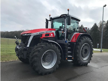 Трактор MASSEY FERGUSON