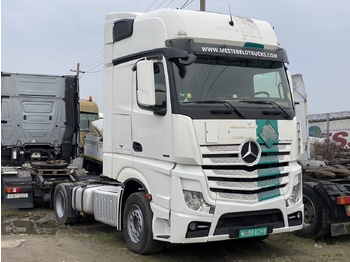 Тягач MERCEDES-BENZ Actros 1842