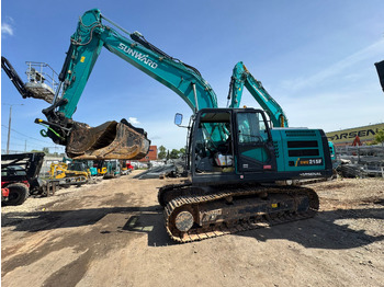 Экскаватор SUNWARD