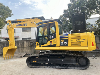 Гусеничный экскаватор KOMATSU PC210