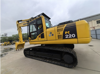 Гусеничный экскаватор KOMATSU PC220-8
