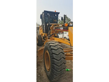Грейдер CATERPILLAR 140H