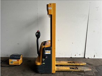 Пищевое оборудование Jungheinrich EJC112RK Electric pallet stacker: фото 2