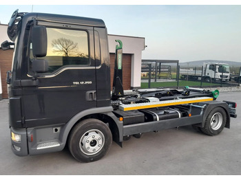 Крюковой мультилифт MAN TGL 12.250