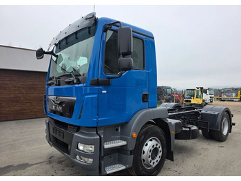 Грузовик-шасси MAN TGM 18.320