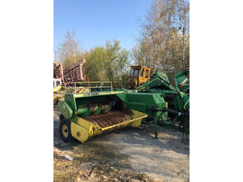Пресс-подборщик тюковый JOHN DEERE
