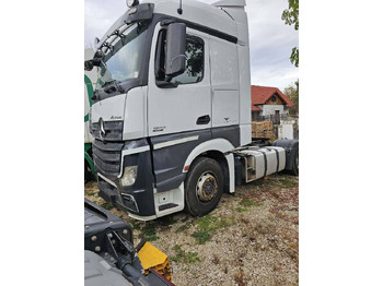 Тягач MERCEDES-BENZ Actros 1842