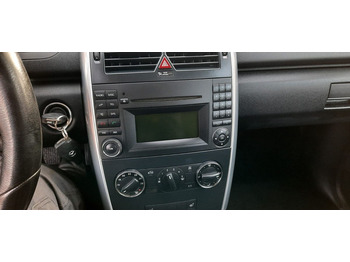 Легковой автомобиль Mercedes-Benz A-Klasse 180 A 180 CDI AVANTGARDE: фото 5 Легковой автомобиль Mercedes-Benz A-Klasse 180 A 180 CDI AVANTGARDE: фото 5