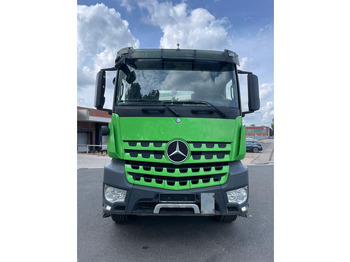 Крюковой мультилифт MERCEDES-BENZ Arocs 2643