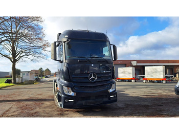 Тягач MERCEDES-BENZ Actros 1840