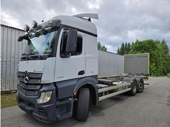 Грузовик-контейнеровоз/ Сменный кузов MERCEDES-BENZ Actros 2553