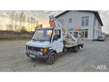 Грузовик с подъемником MERCEDES-BENZ