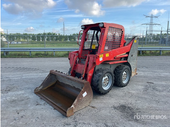 Мини-погрузчик с бортовым поворотом 2017 Gehl Skid Steer Loader: фото 2