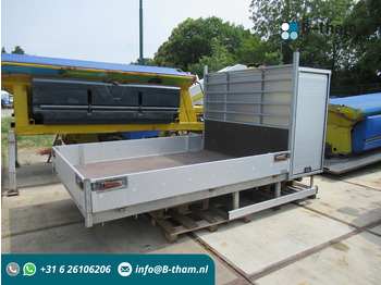 : фото в шапке страницы