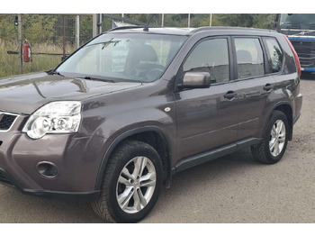 Внедорожник NISSAN