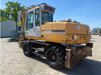 Колёсный экскаватор LIEBHERR A 316