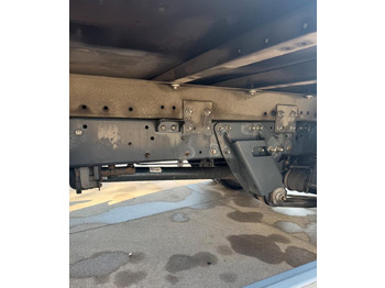 Грузовик с закрытым кузовом Eurocargo furgone e sponda: фото 4