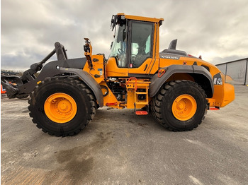 Колёсный погрузчик VOLVO L110H
