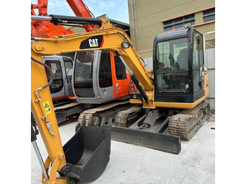 Гусеничный экскаватор CATERPILLAR 306E