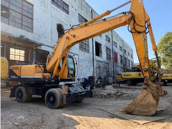 Колёсный экскаватор HYUNDAI R210