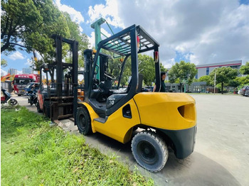 Газовый погрузчик KOMATSU