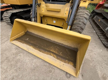 Строительная техника Caterpillar 246C: фото 4