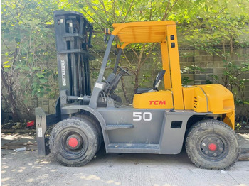 Дизельный погрузчик TCM