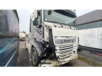 Тягач DAF XF 530