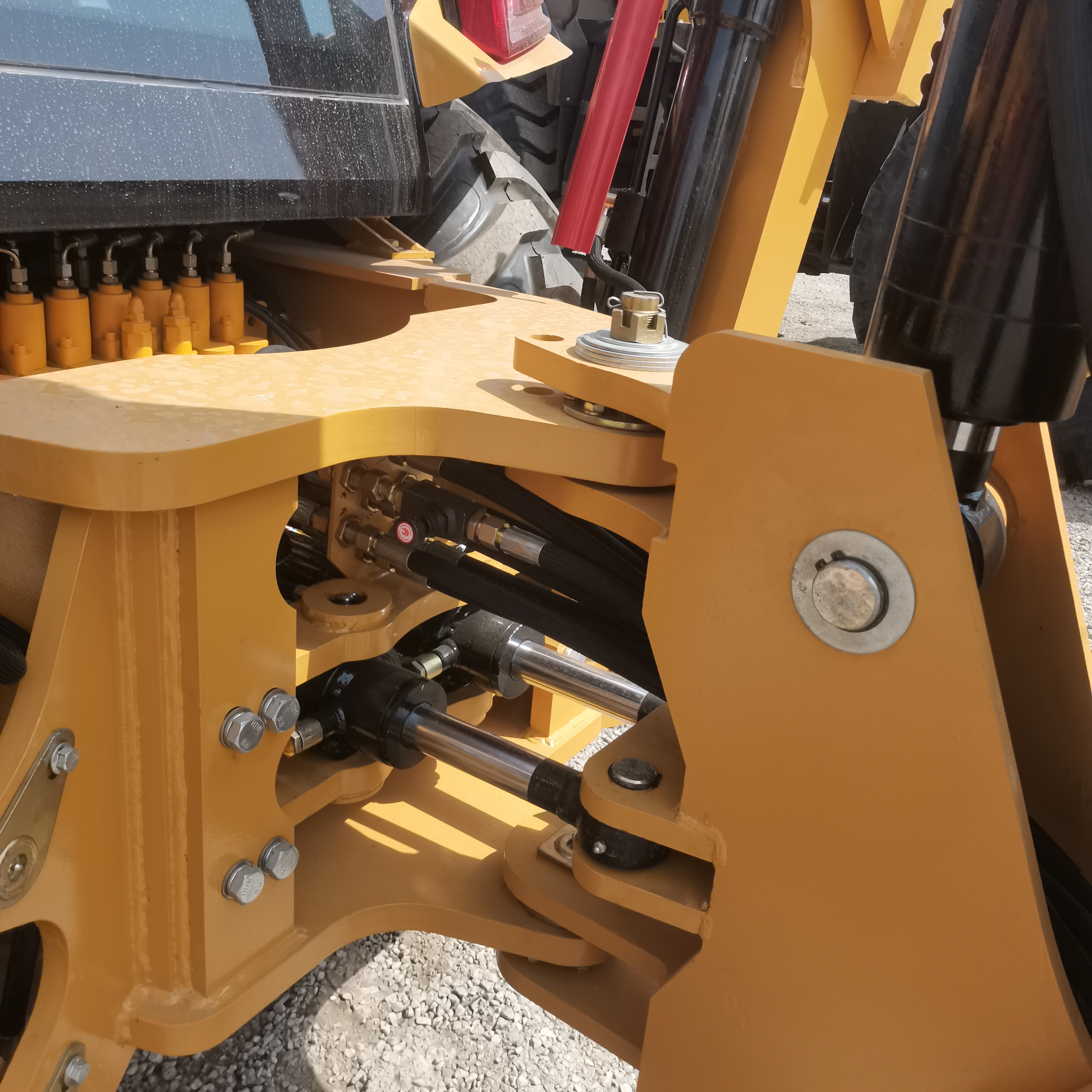 Новый Экскаватор-погрузчик CATERPILLAR 420F: фото 5