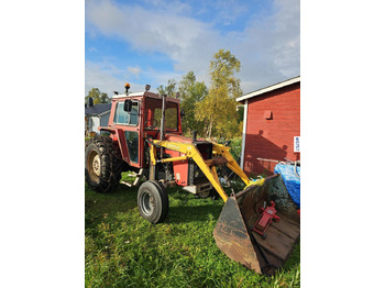 Трактор MASSEY FERGUSON 1000 series